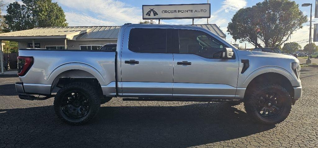 2021 Ford F-150 photo 3 of 17