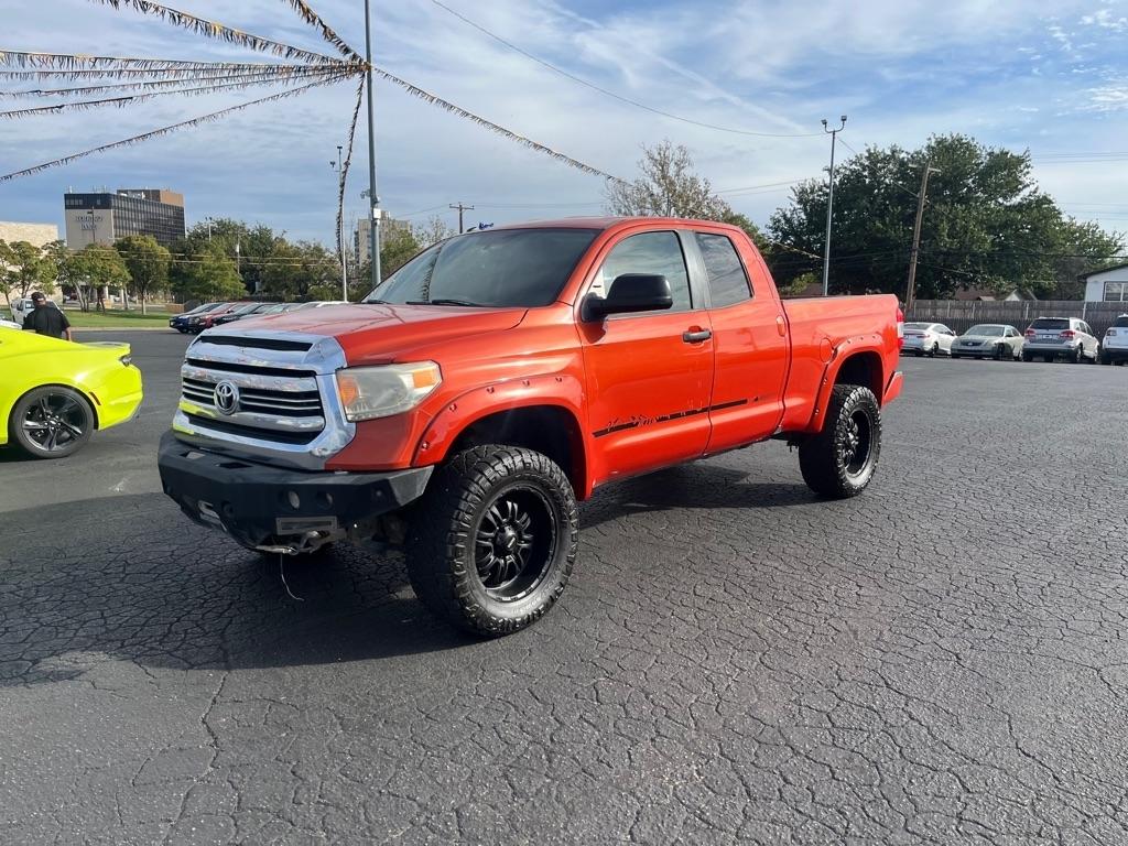 2016 Toyota Tundra 4WD Truck photo 4 of 14