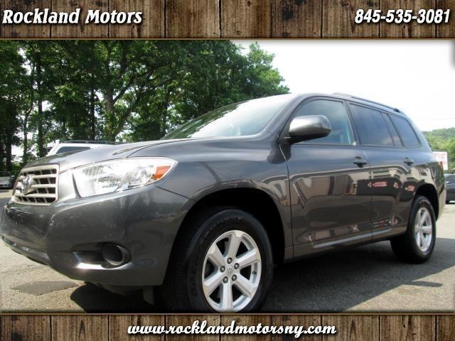 2010 Toyota Highlander DISCLAIMER We make every effort to present information that is accurate How