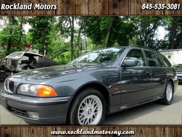 1999 BMW 5-Series Sport Wagon DISCLAIMER We make every effort to present information that is accura