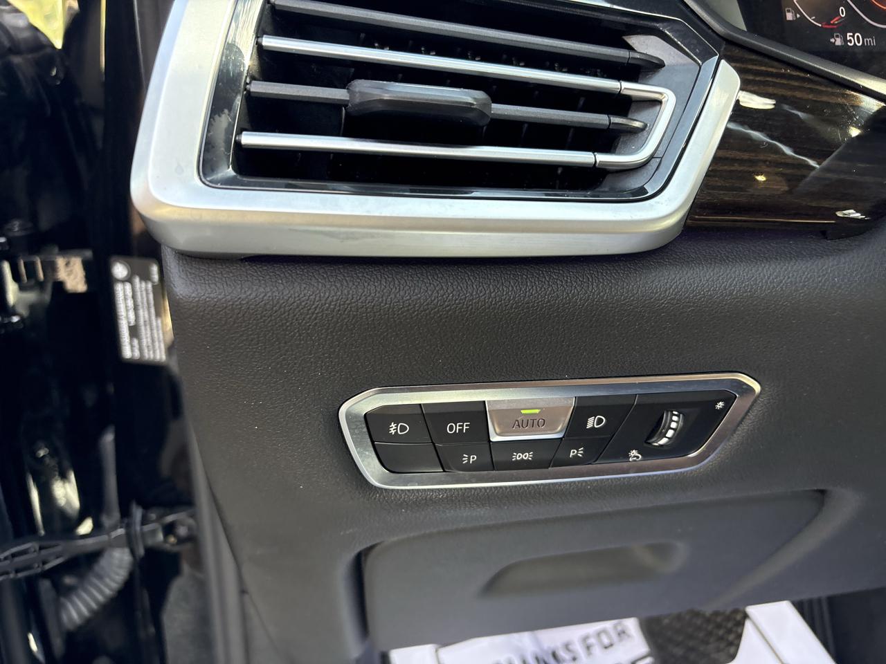 2020 BMW X5 photo 17 of 43