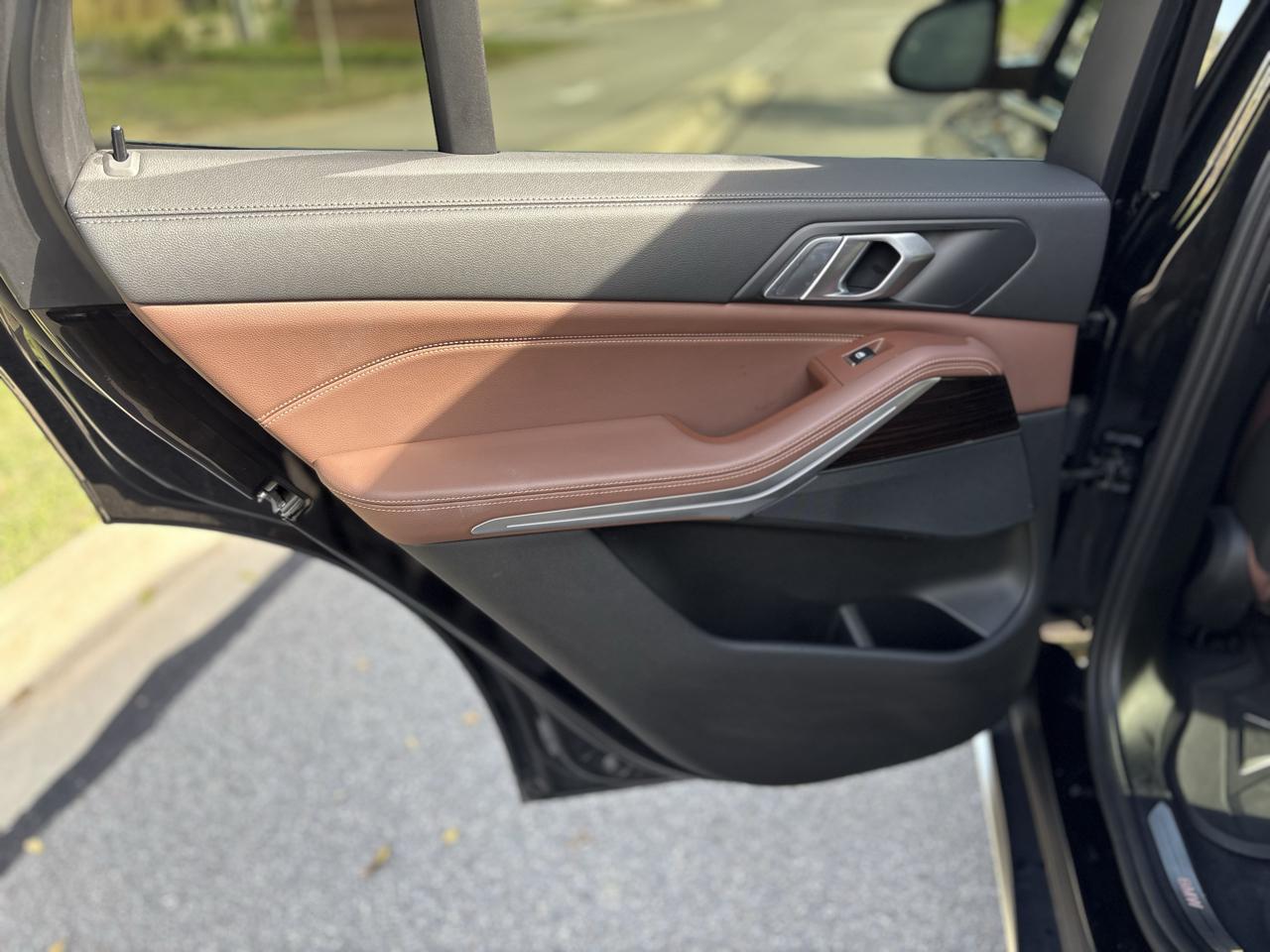 2020 BMW X5 photo 18 of 43
