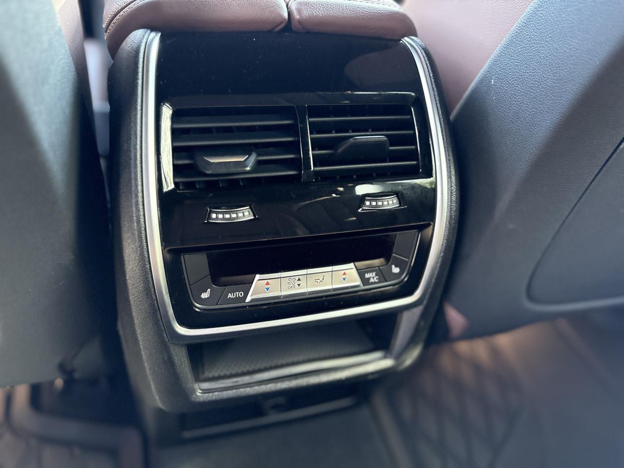 2020 BMW X5 photo 22 of 43