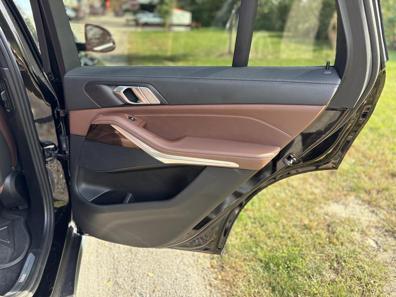 2020 BMW X5 photo 25 of 43