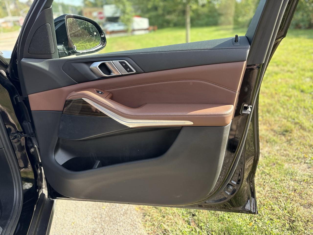 2020 BMW X5 photo 28 of 43