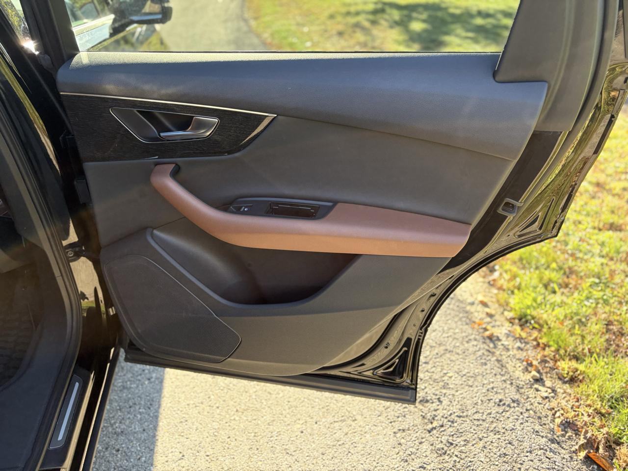 2021 Audi Q7 photo 23 of 53