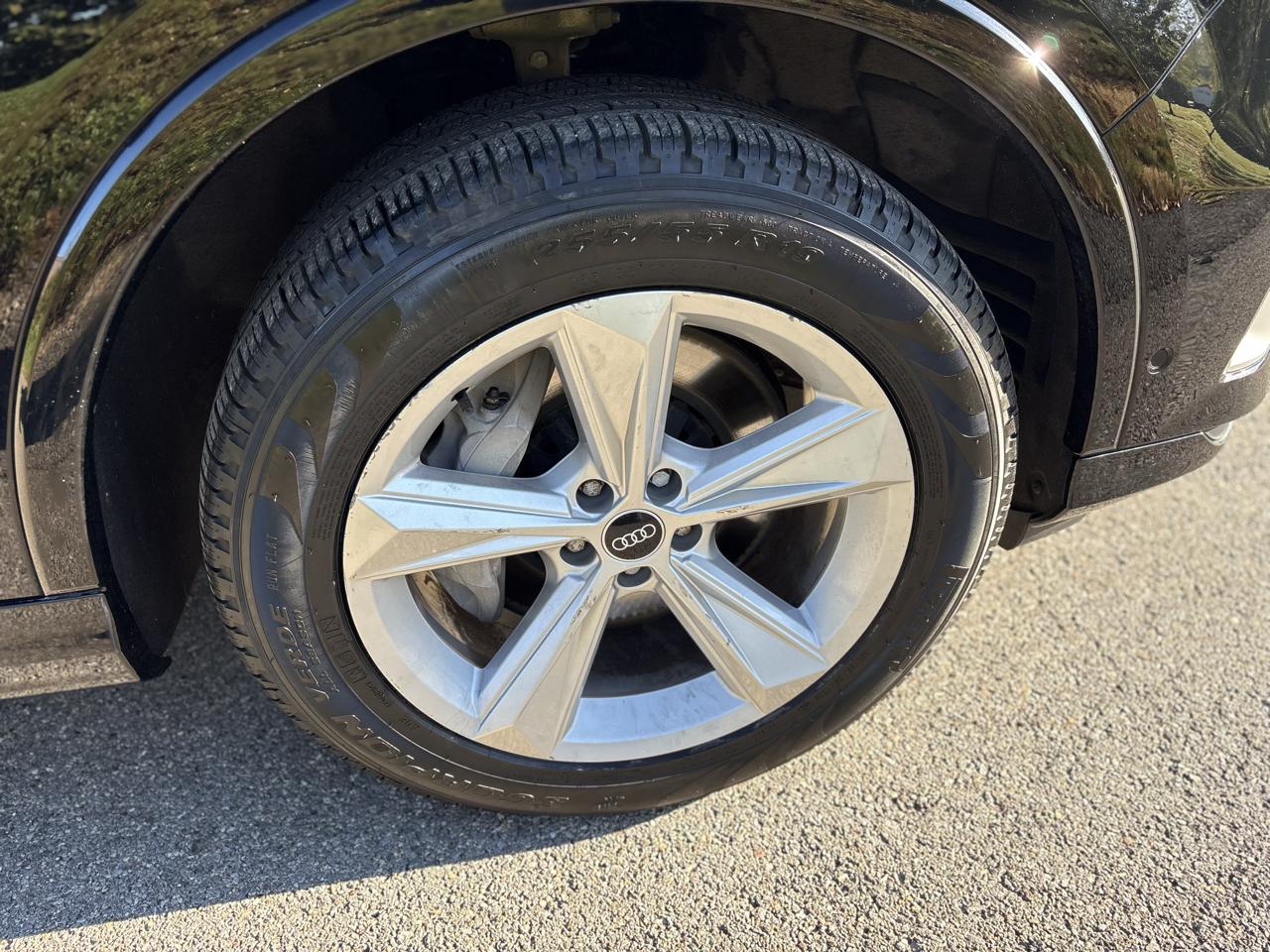 2021 Audi Q7 photo 52 of 53