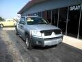 2006 Mitsubishi Raider