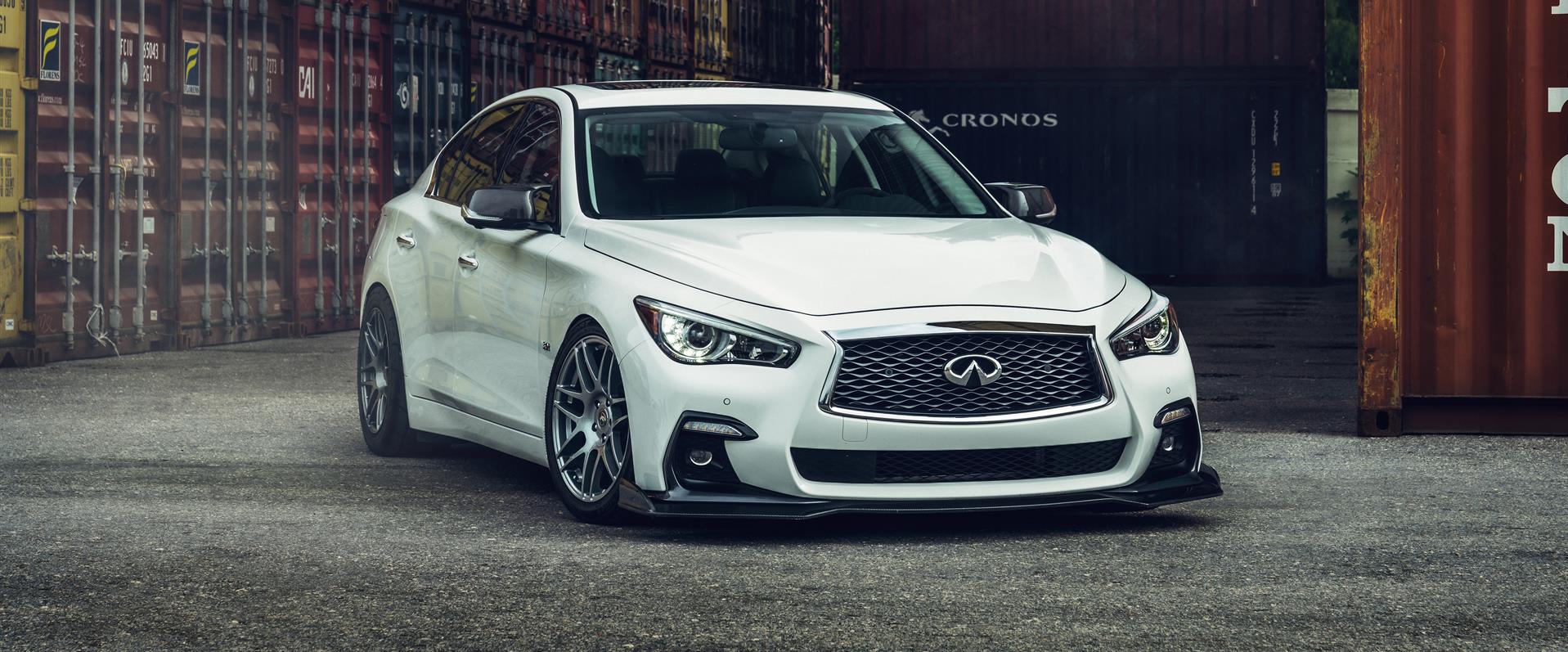 WE SPEAK ENGLISH * CREOLE * FRENCH