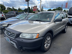 2005 Volvo XC70 