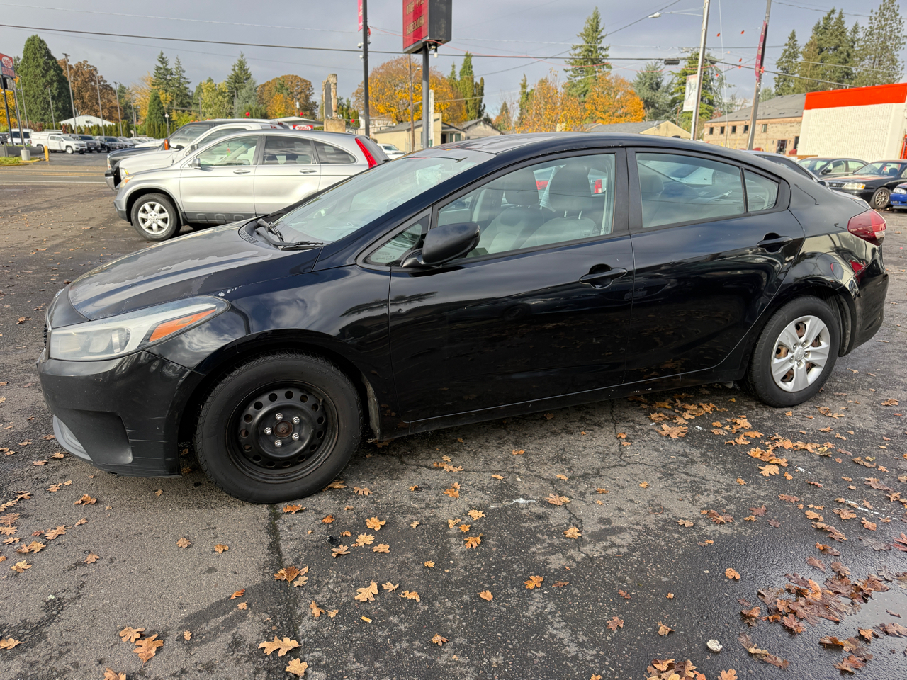 2017 Kia Forte LX's photo