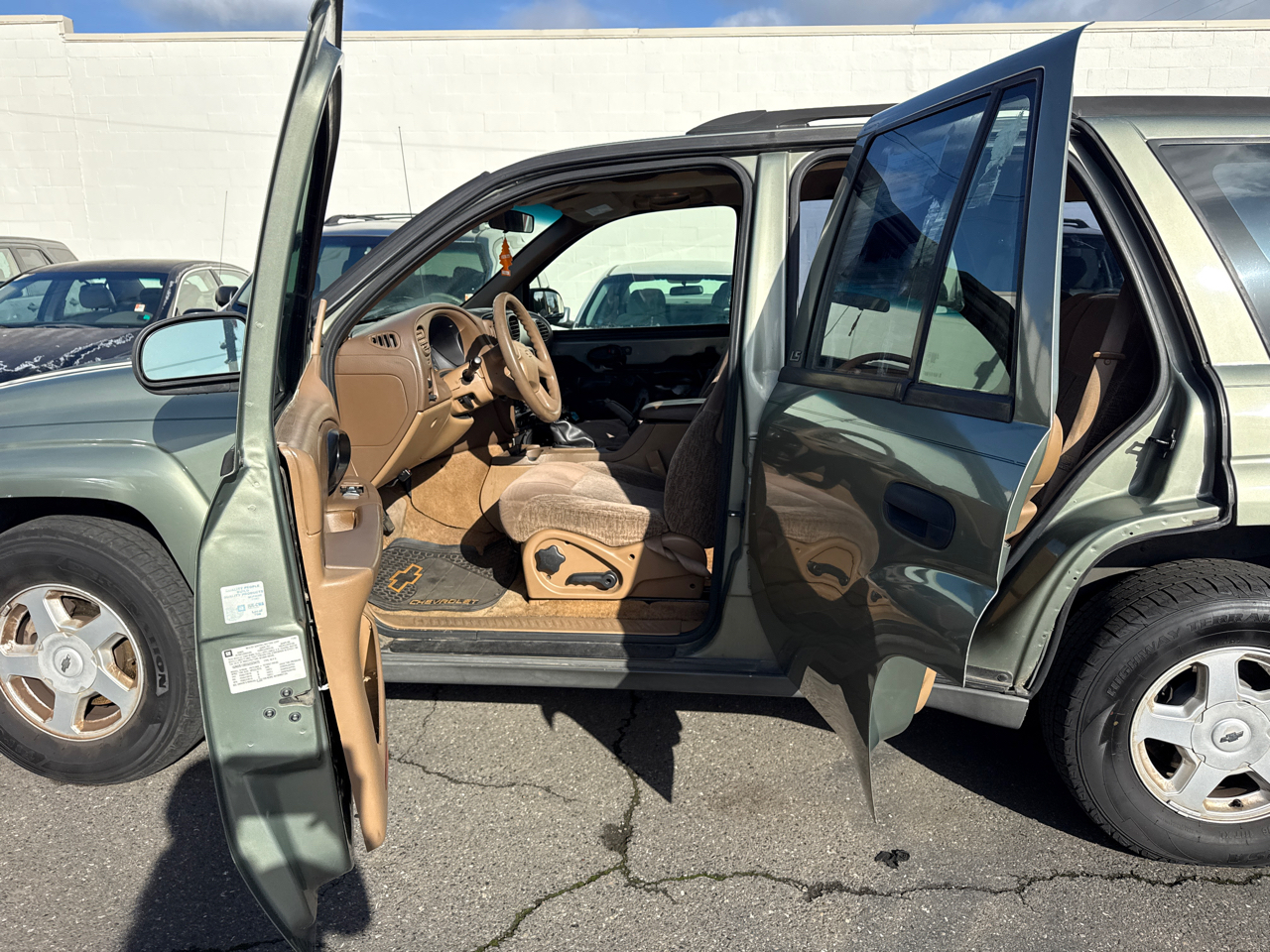 Chevrolet TrailBlazer LS 2WD 2003