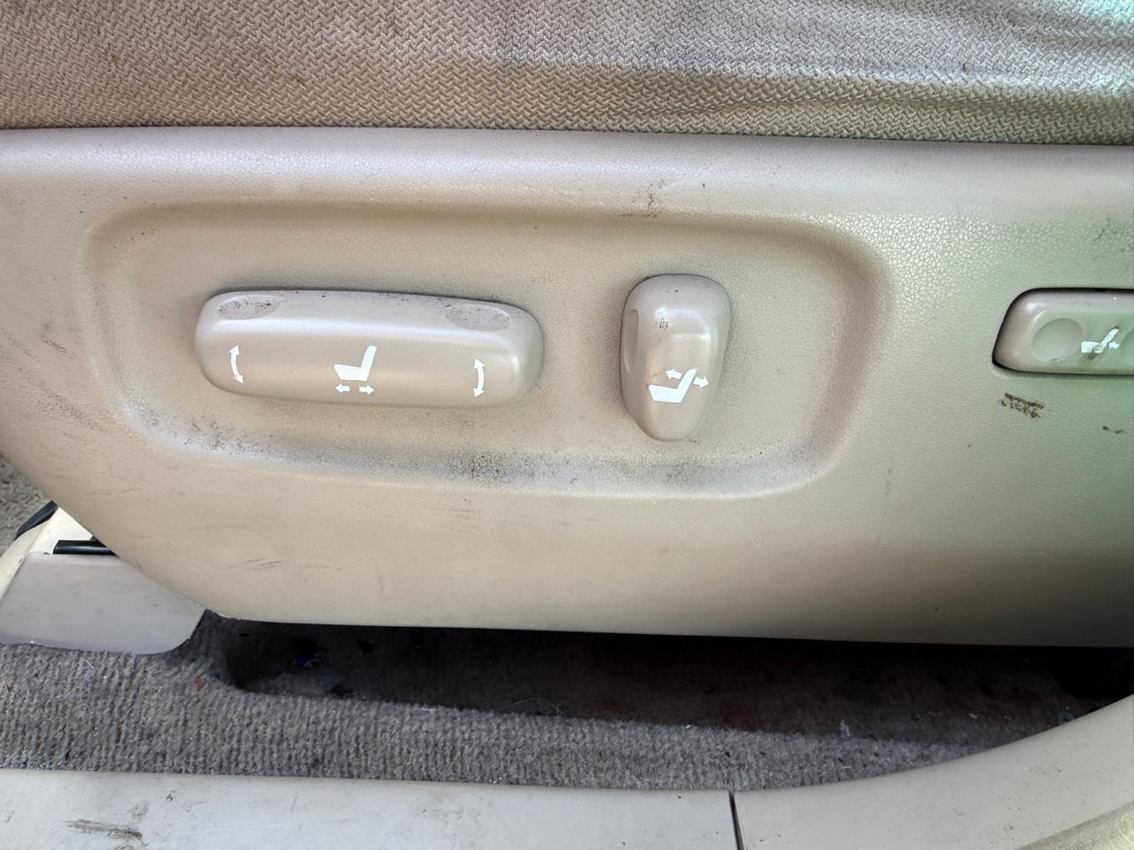 Toyota Highlander Limited V6 4WD 2004