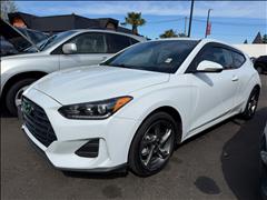 2020 Hyundai Veloster 