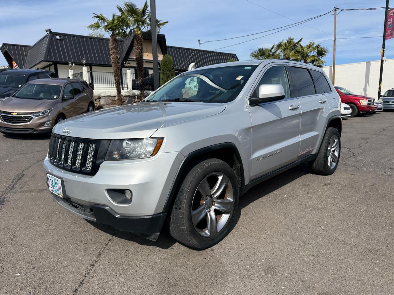 Jeep Grand Cherokee Laredo 4WD 2012