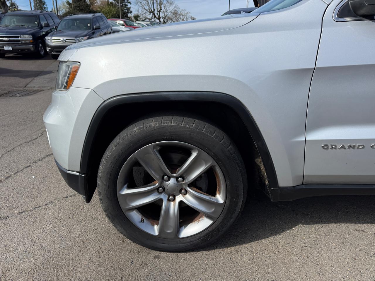 Jeep Grand Cherokee Laredo 4WD 2012