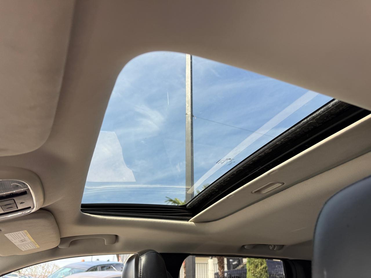 Jeep Grand Cherokee Laredo 4WD 2012