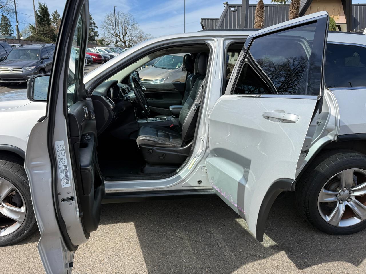 Jeep Grand Cherokee Laredo 4WD 2012
