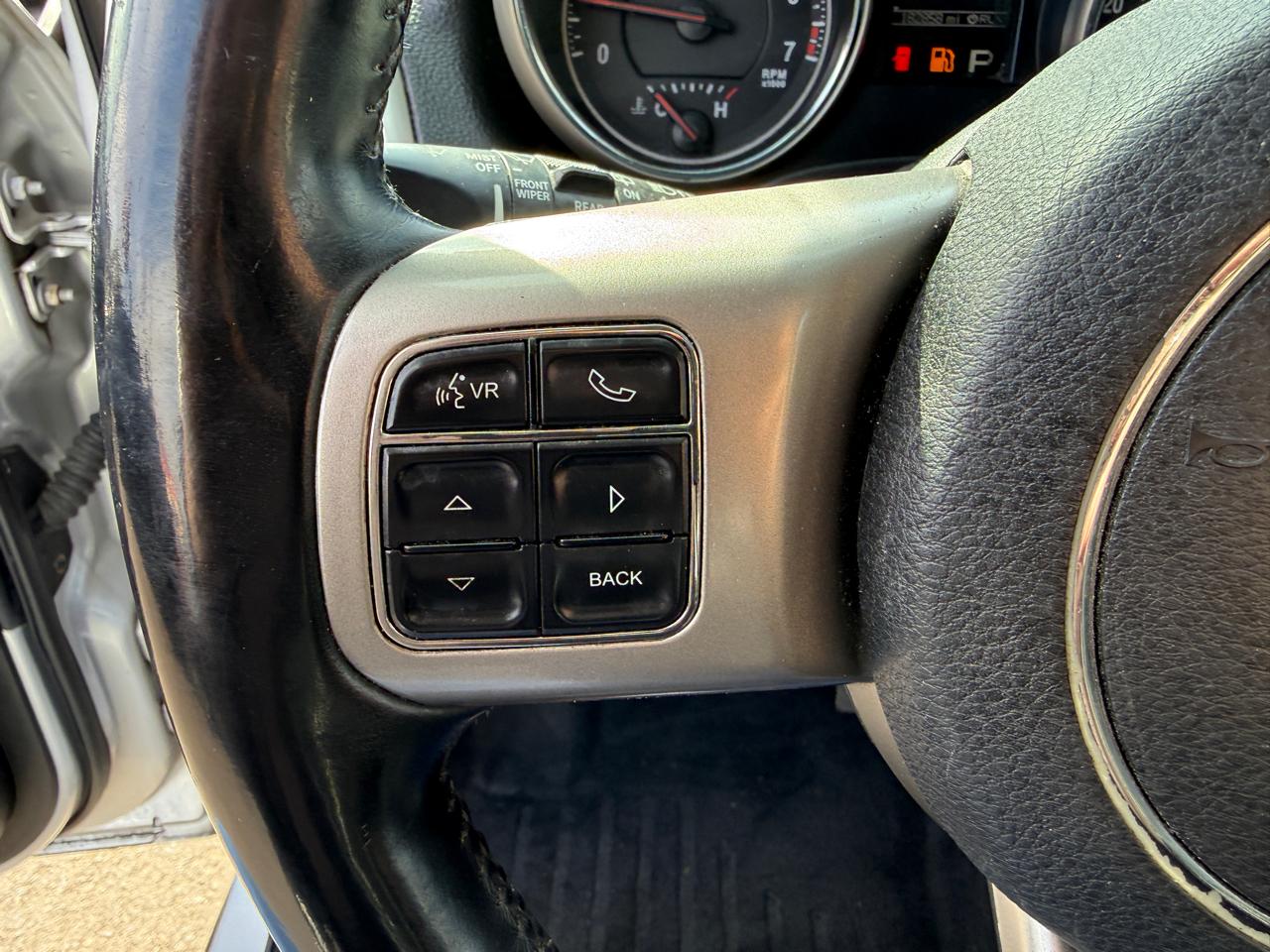 Jeep Grand Cherokee Laredo 4WD 2012