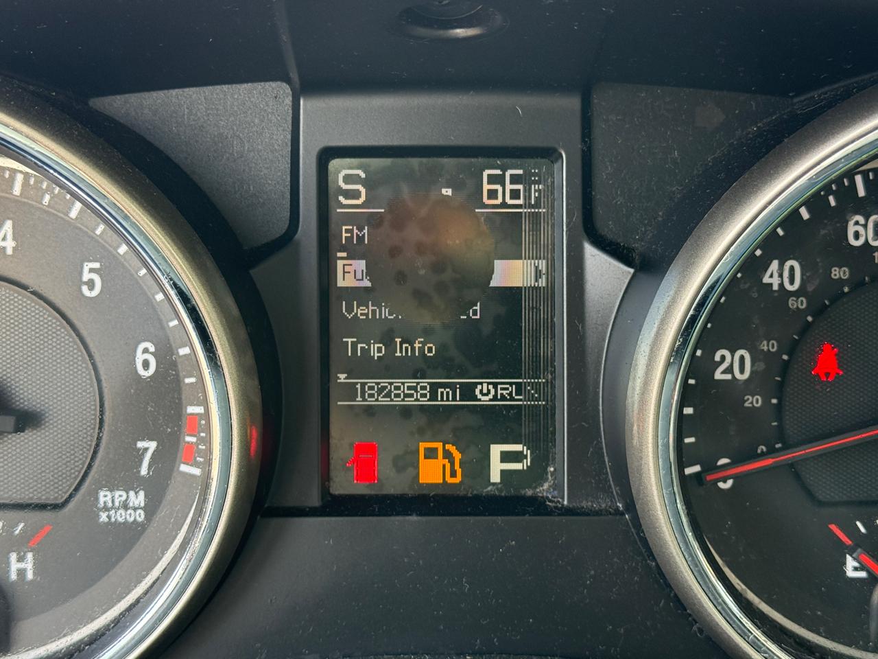 Jeep Grand Cherokee Laredo 4WD 2012