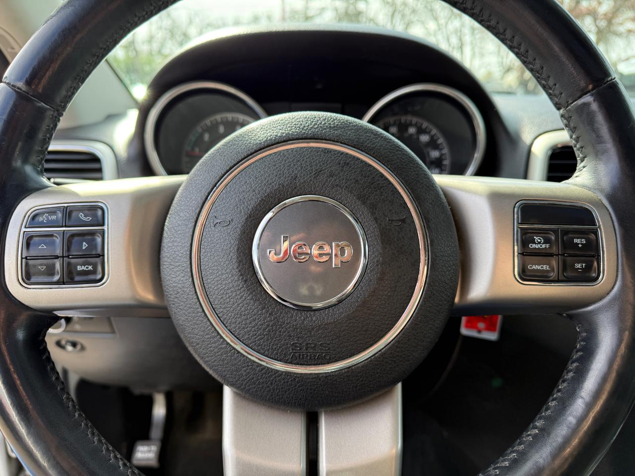 Jeep Grand Cherokee Laredo 4WD 2012