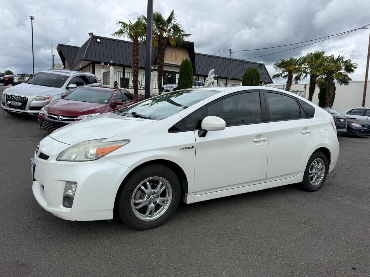 2010 Toyota Prius IV's photo