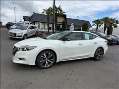 2016 Nissan Maxima 