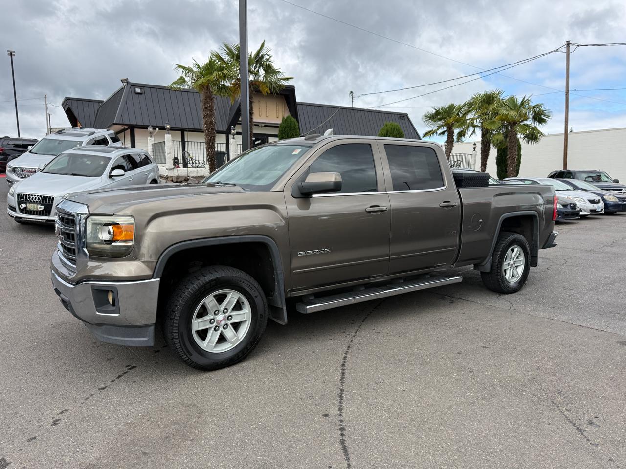 2015 GMC Sierra 4WD Crew Cab SLE SWB's photo