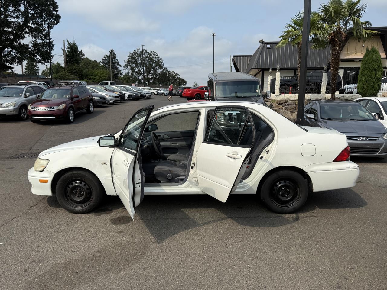 Mitsubishi Lancer ES 2003