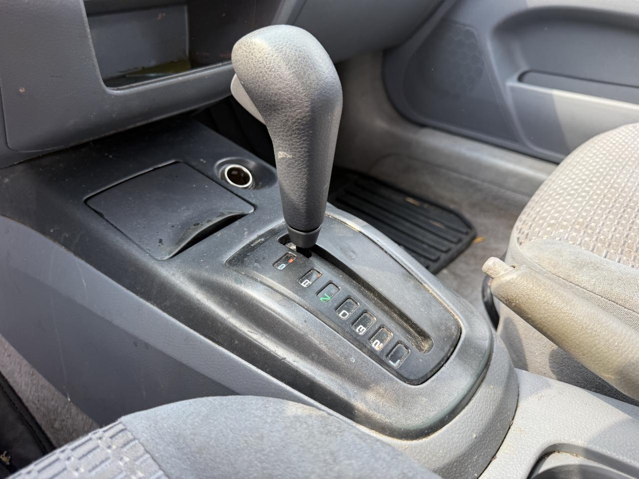 Mitsubishi Lancer ES 2003