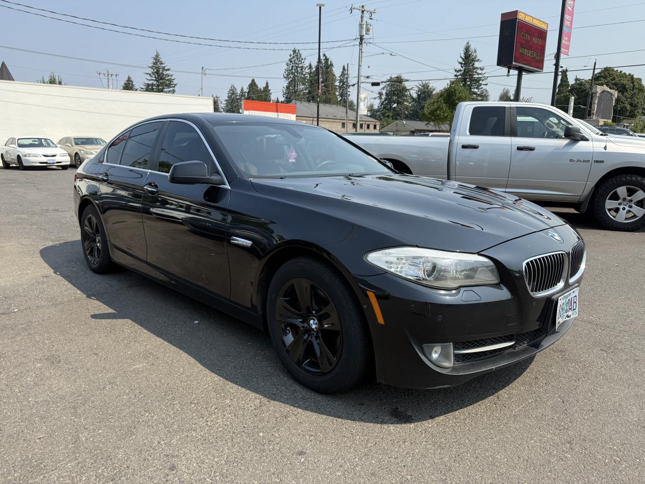 BMW 5-Series 528i xDrive 2013
