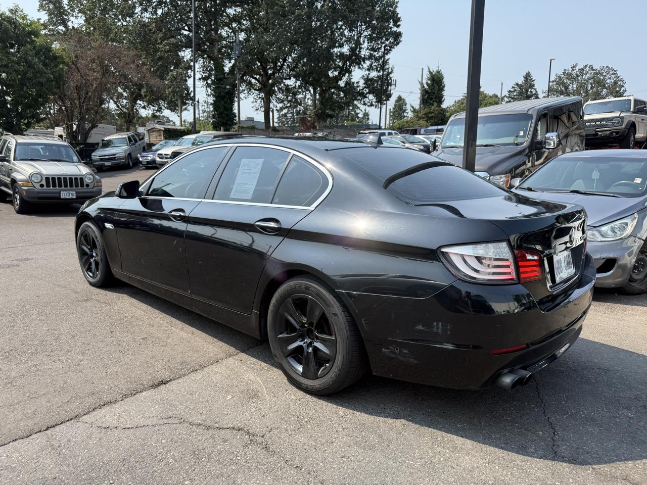 BMW 5-Series 528i xDrive 2013