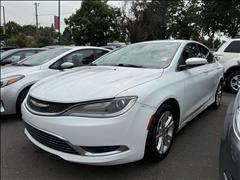 2016 Chrysler 200 