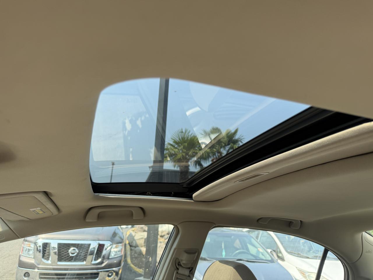 Honda Civic EX Sedan 5-Speed AT 2010