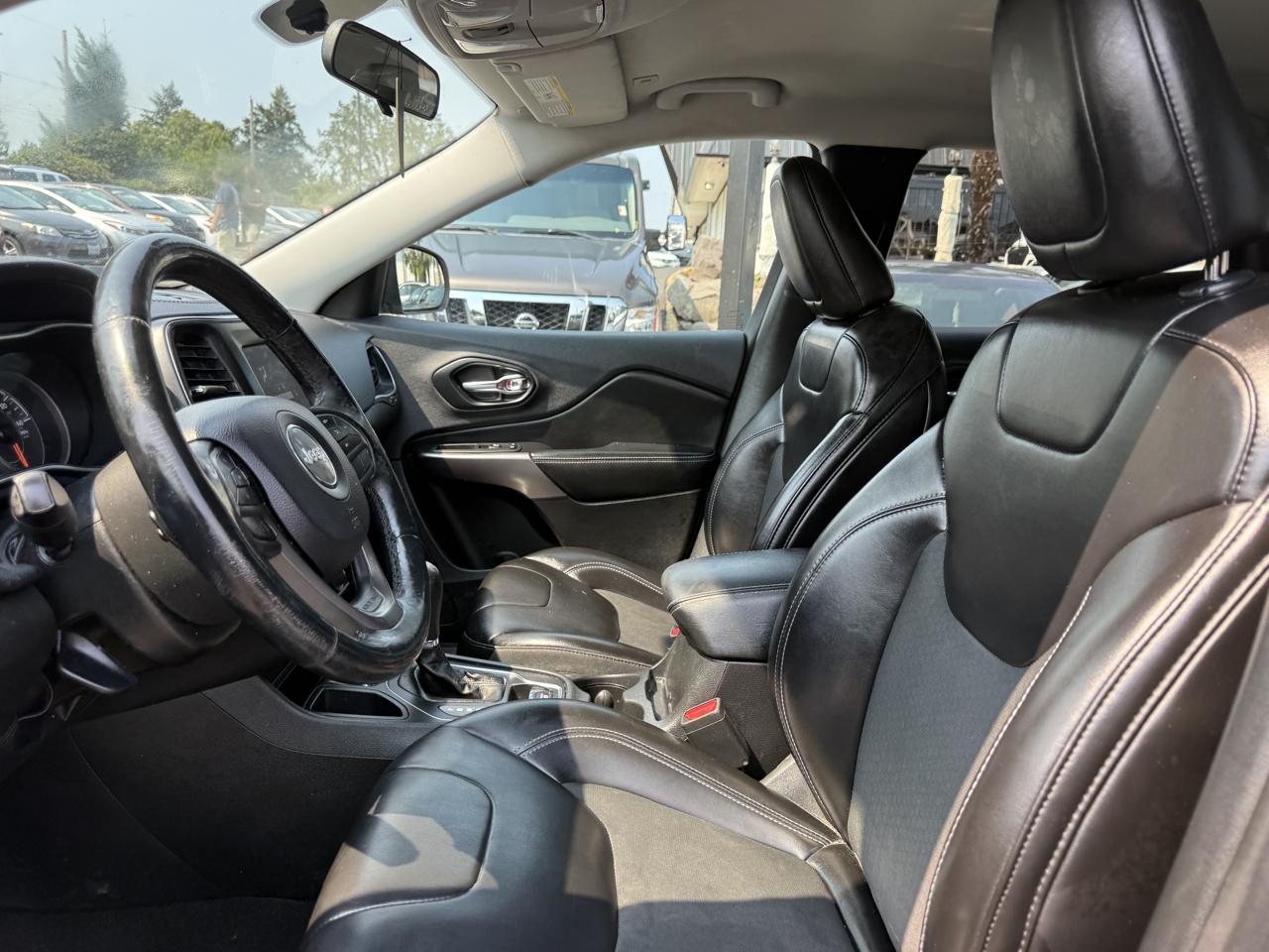 Jeep Cherokee Latitude Plus FWD 2019