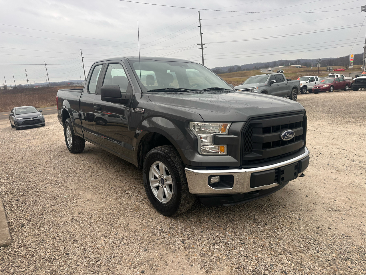 Ford F-150 4WD SuperCab 145" XL 2016