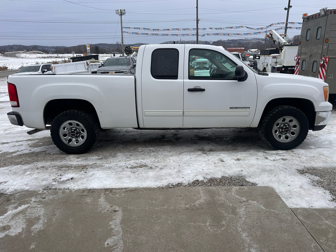 GMC Sierra 1500 4WD Ext Cab 143.5" SLE 2012