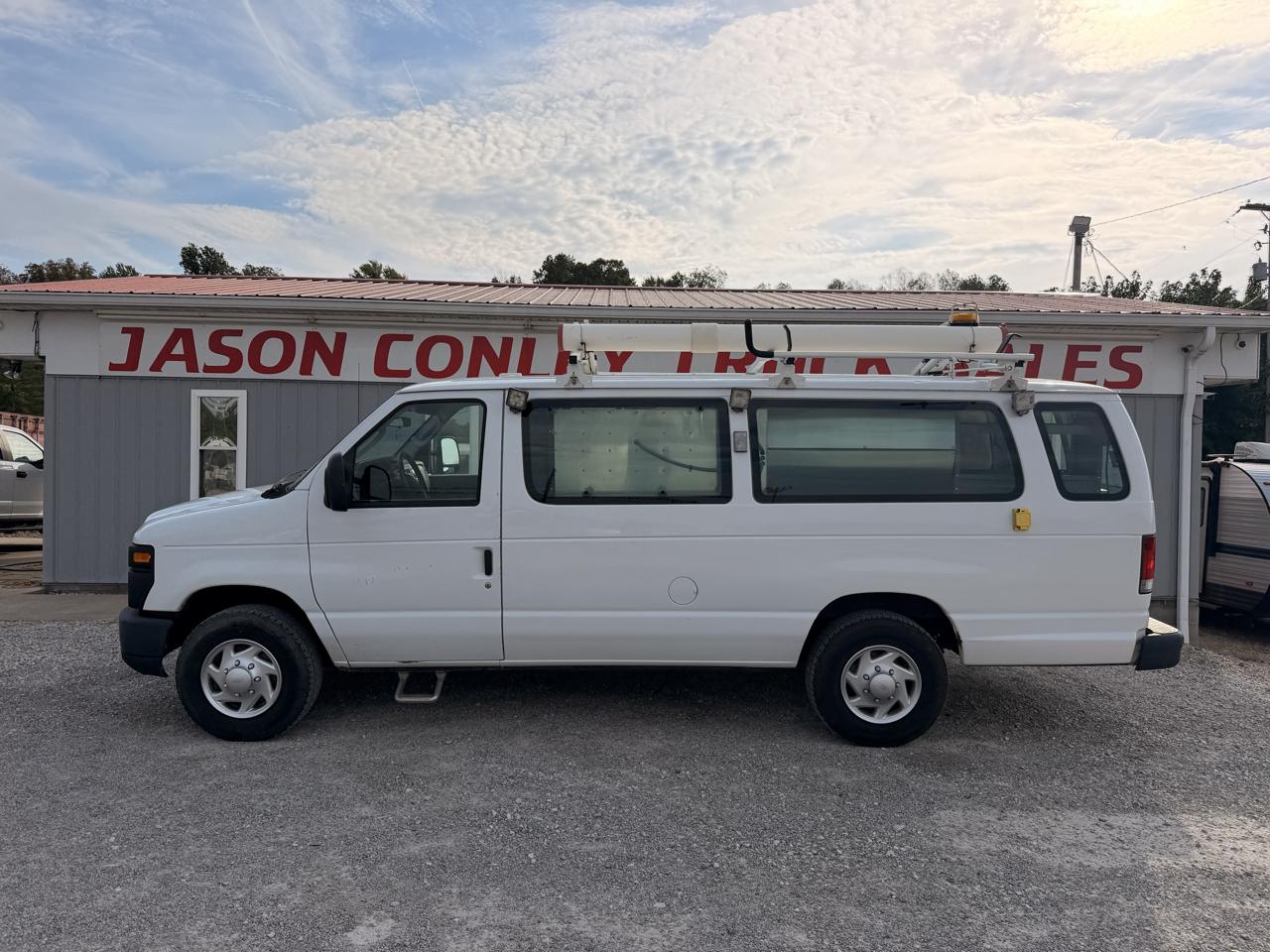 Ford Econoline Cargo Van E-350 Super Duty Ext Commercial 2012