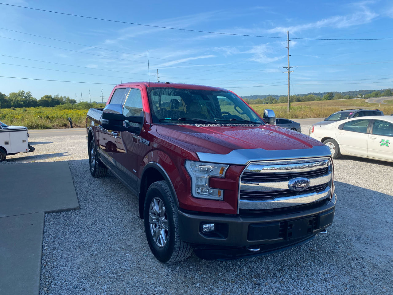Ford F-150 4WD SuperCrew 145" Lariat 2016 Ford F-150 4WD SuperCrew 145" Lariat 2016