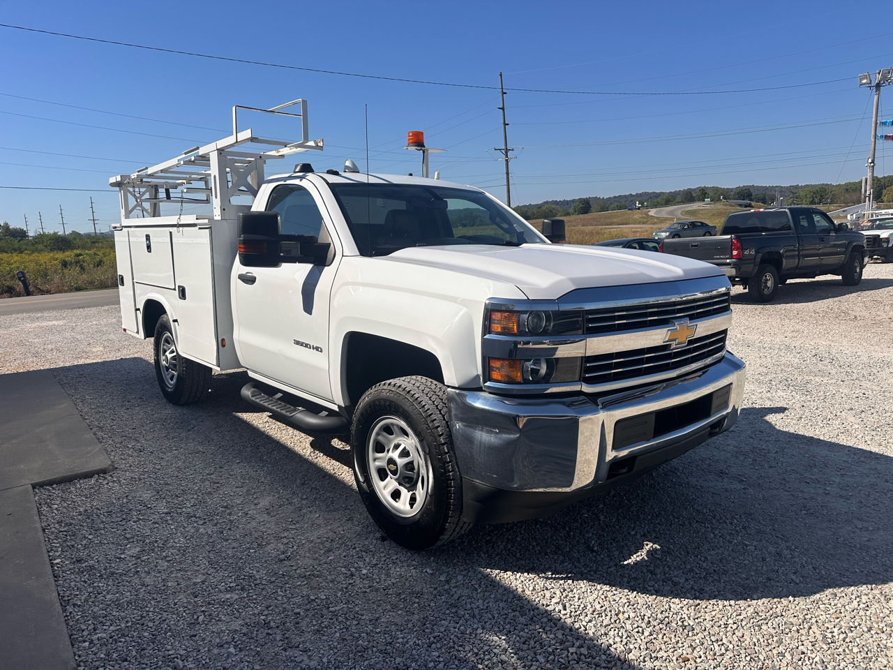Chevrolet Silverado 3500HD 4WD Reg Cab 162" WB, 83.58" CA WT 2018 Chevrolet Silverado 3500HD 4WD Reg Cab 162" WB, 83.58" CA WT 2018