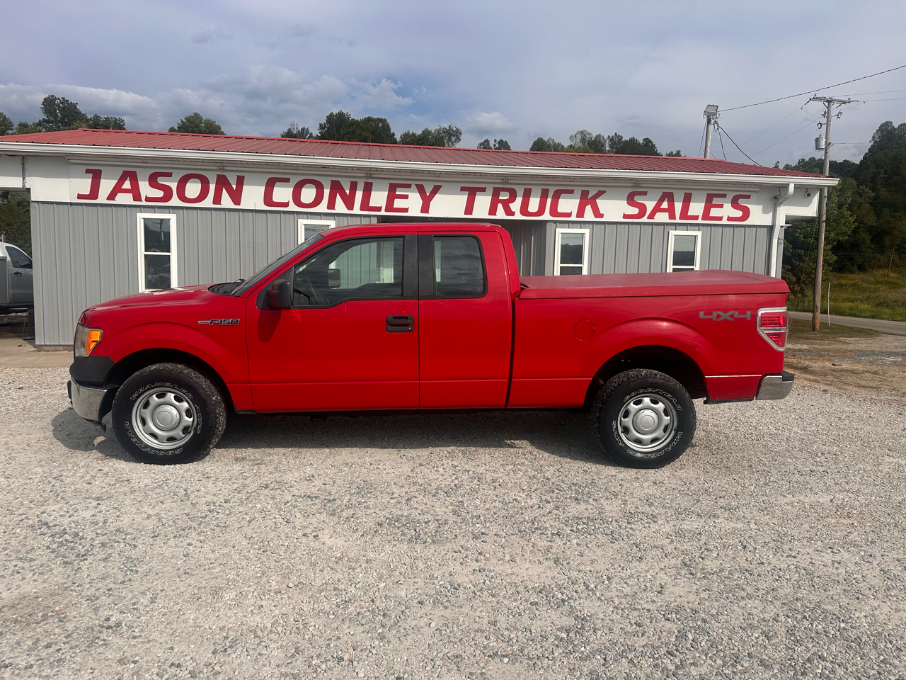 Ford F-150 4WD SuperCab 145" STX 2010 Ford F-150 4WD SuperCab 145" STX 2010