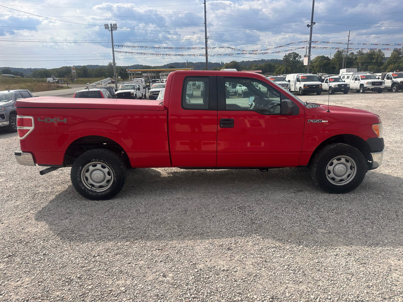 Ford F-150 4WD SuperCab 145" STX 2010 Ford F-150 4WD SuperCab 145" STX 2010