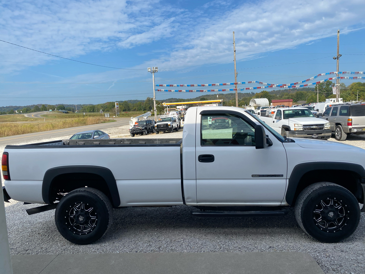GMC Sierra 2500HD Reg Cab 133" WB 4WD Work Truck 2006 GMC Sierra 2500HD Reg Cab 133" WB 4WD Work Truck 2006