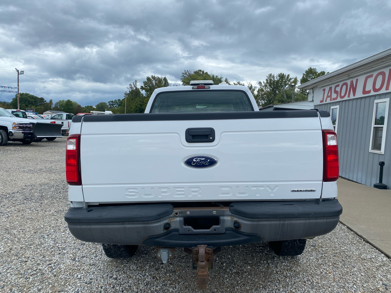 2001 Ford F-350 XL photo 3