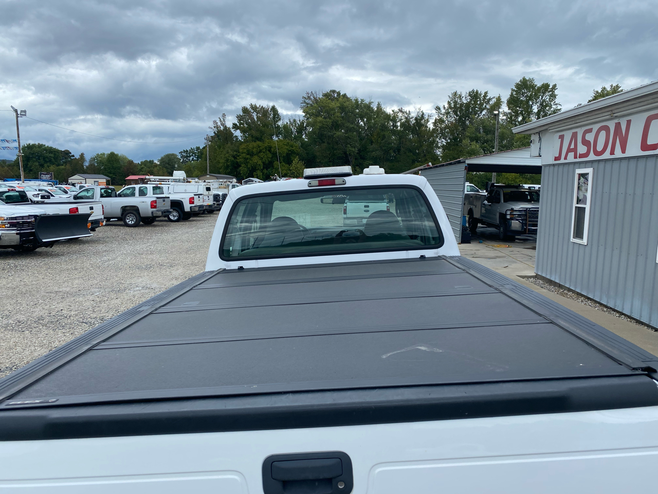 2001 Ford F-350 XL photo 4