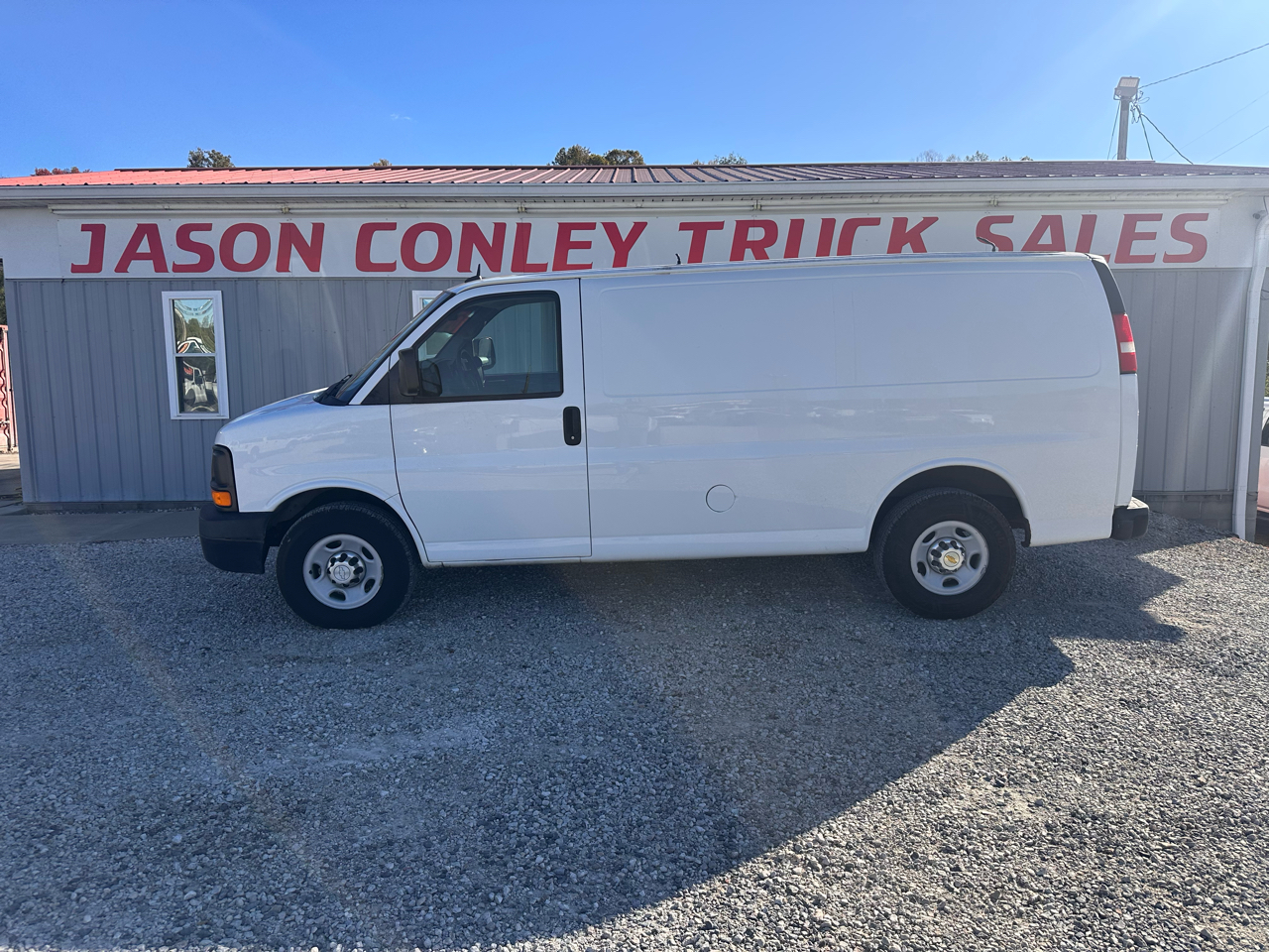 Chevrolet Express Cargo Van RWD 2500 135" 2015 Chevrolet Express Cargo Van RWD 2500 135" 2015