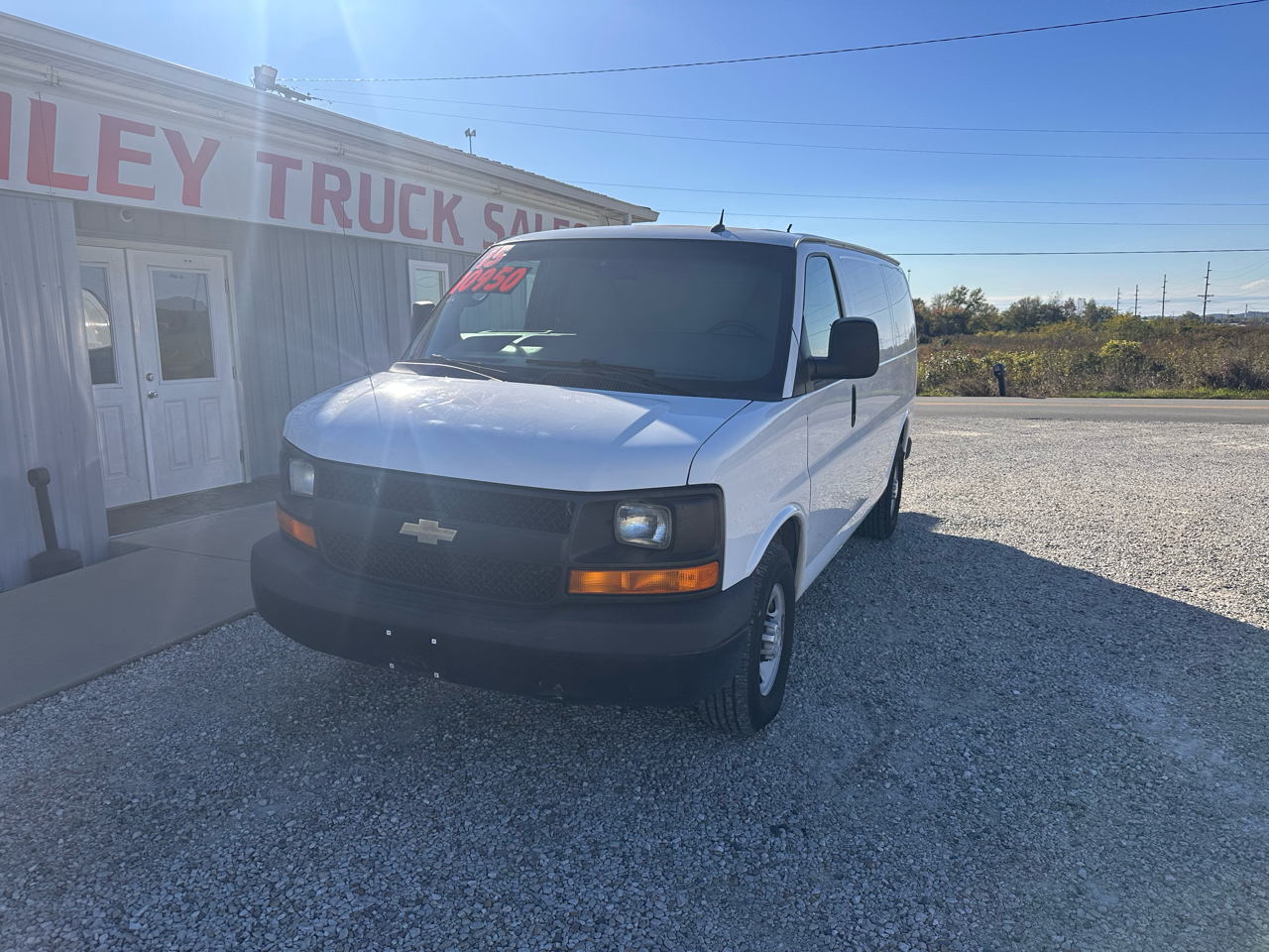 Chevrolet Express Cargo Van RWD 2500 135" 2015 Chevrolet Express Cargo Van RWD 2500 135" 2015