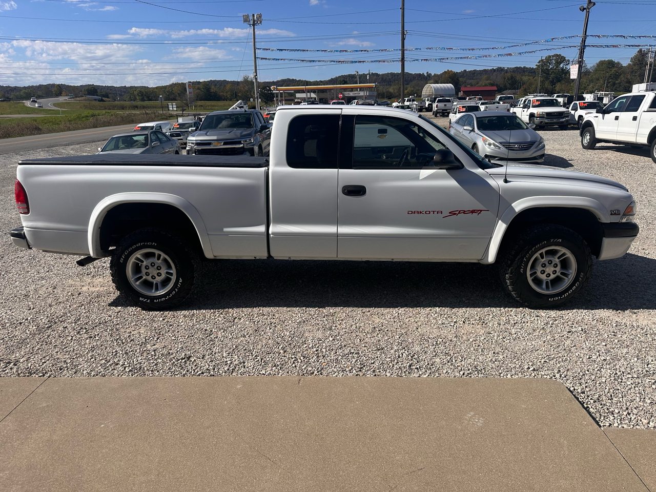Dodge Dakota Club Cab 131" WB 4WD Sport 1998 Dodge Dakota Club Cab 131" WB 4WD Sport 1998