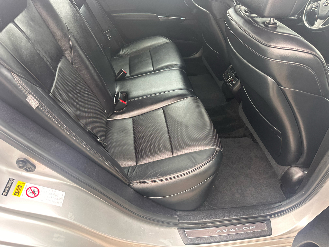 Toyota Avalon 4dr Sdn XLE Premium (Natl) 2014 Toyota Avalon 4dr Sdn XLE Premium (Natl) 2014