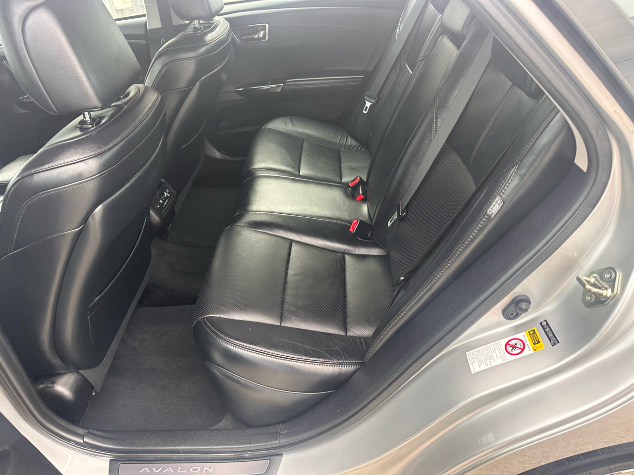 Toyota Avalon 4dr Sdn XLE Premium (Natl) 2014 Toyota Avalon 4dr Sdn XLE Premium (Natl) 2014